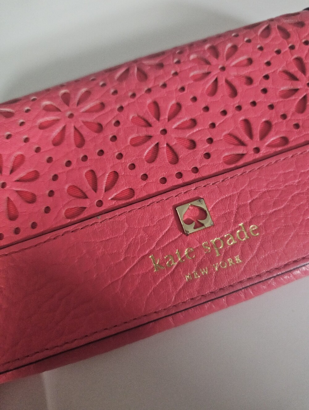 Kate spade Perri Lane Linney Wristlet/wallet - Picture 3 of 9